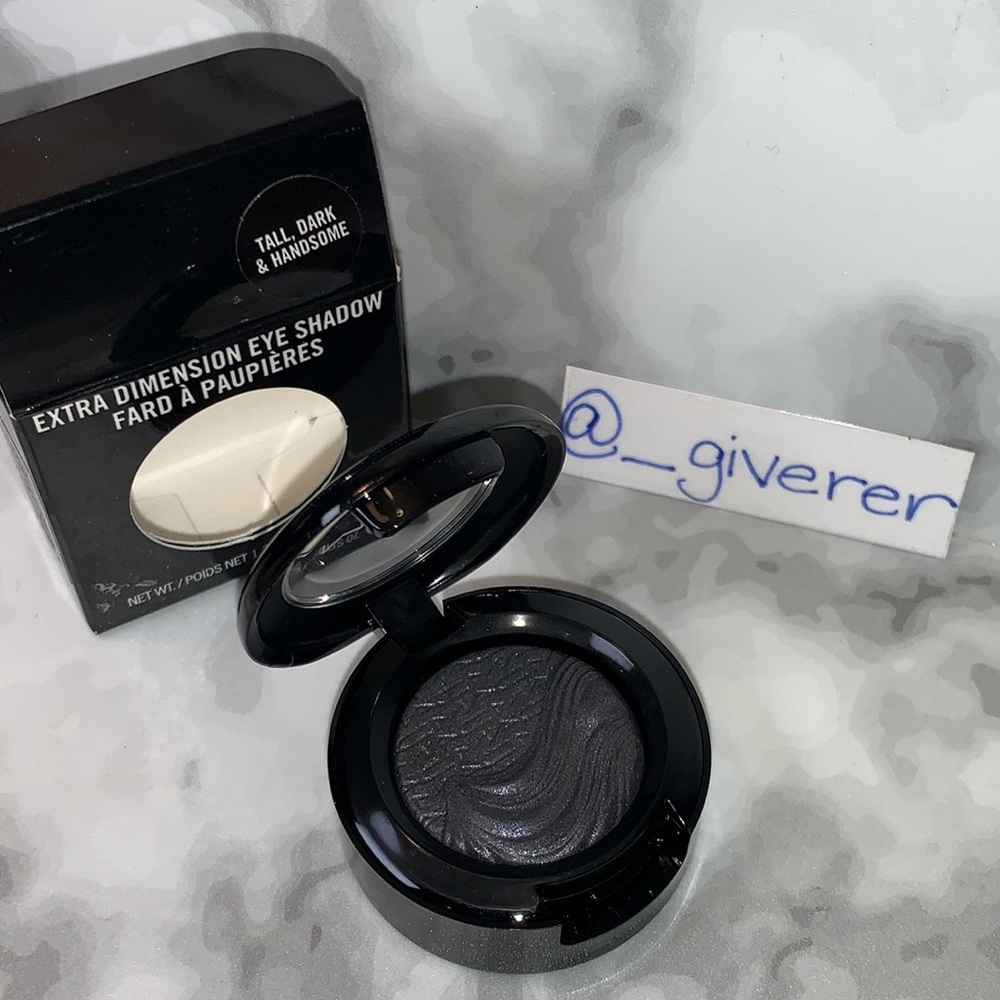 NIB Tall, Dark & Handsome Extra Dimension Eyeshadow Collection MAC